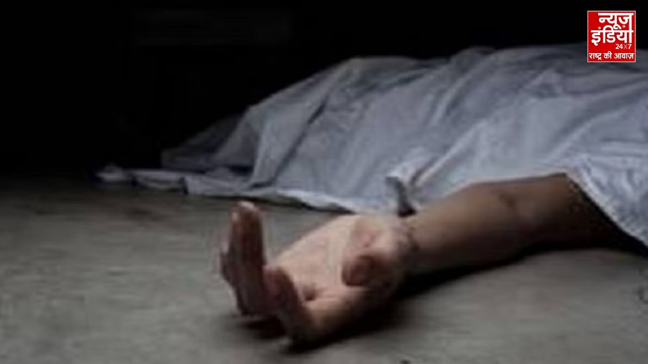चलती ट्रेन में सीट के लिए बागपत के दीपक को पीट-पीटकर मार डाला