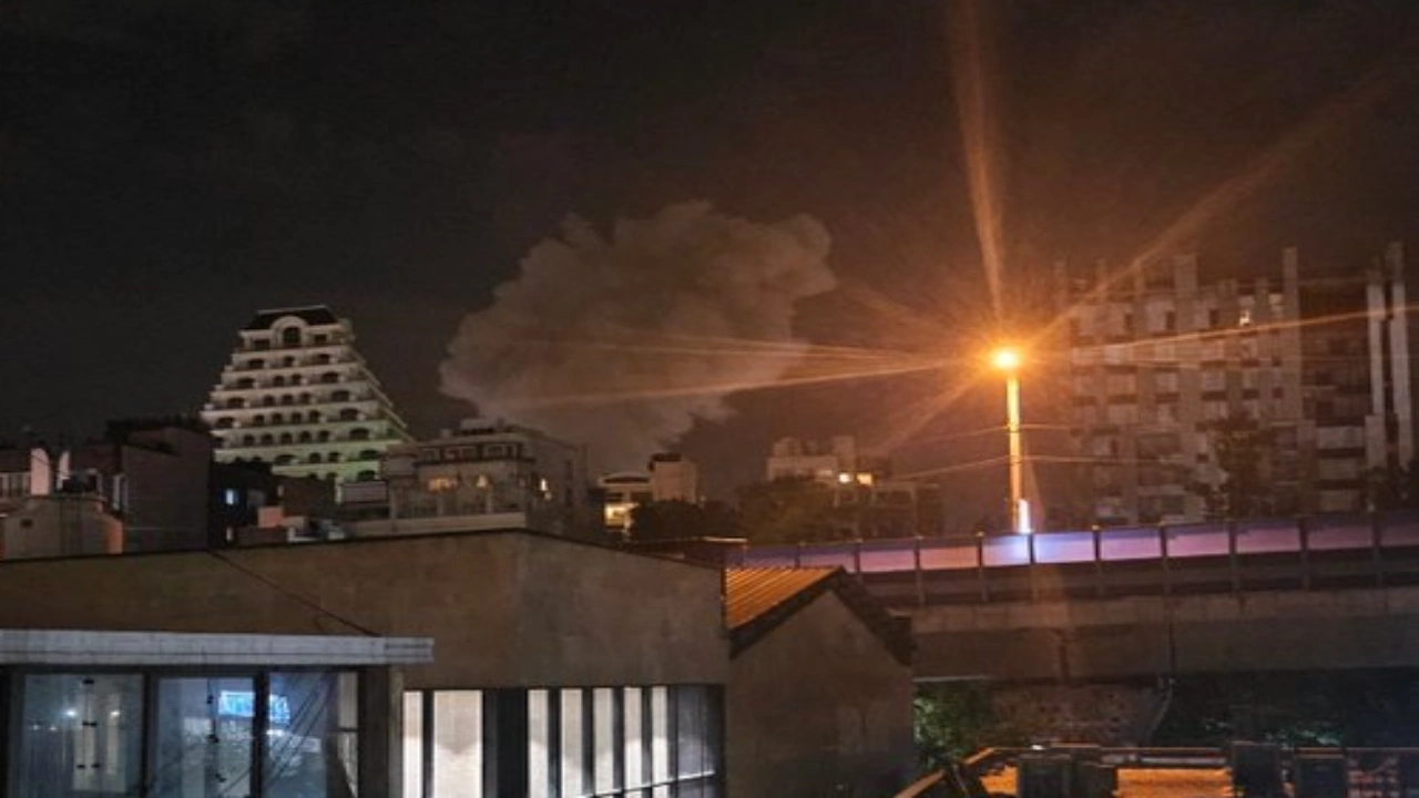 इजरायल का ईरान पर बड़ा हमला, न्यूक्लियर ठिकानों पर दागीं मिसाइलें, चीफ ऑफ आर्मी स्टॉफ को भी मार गिराया