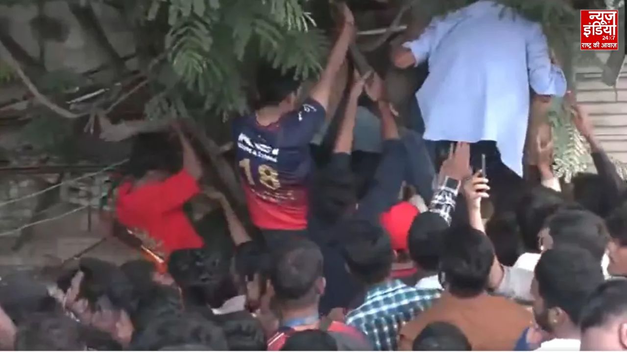 बेंगलुरु में RCB की परेड में मची भगदड़, तीन की हालत गंभीर और कई घायल