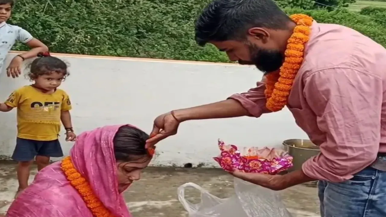 बिहार में भतीजे को लेकर फरार हुई चाची, तमाशा देखता रहा पति प्रेमी ने भर दी मांग