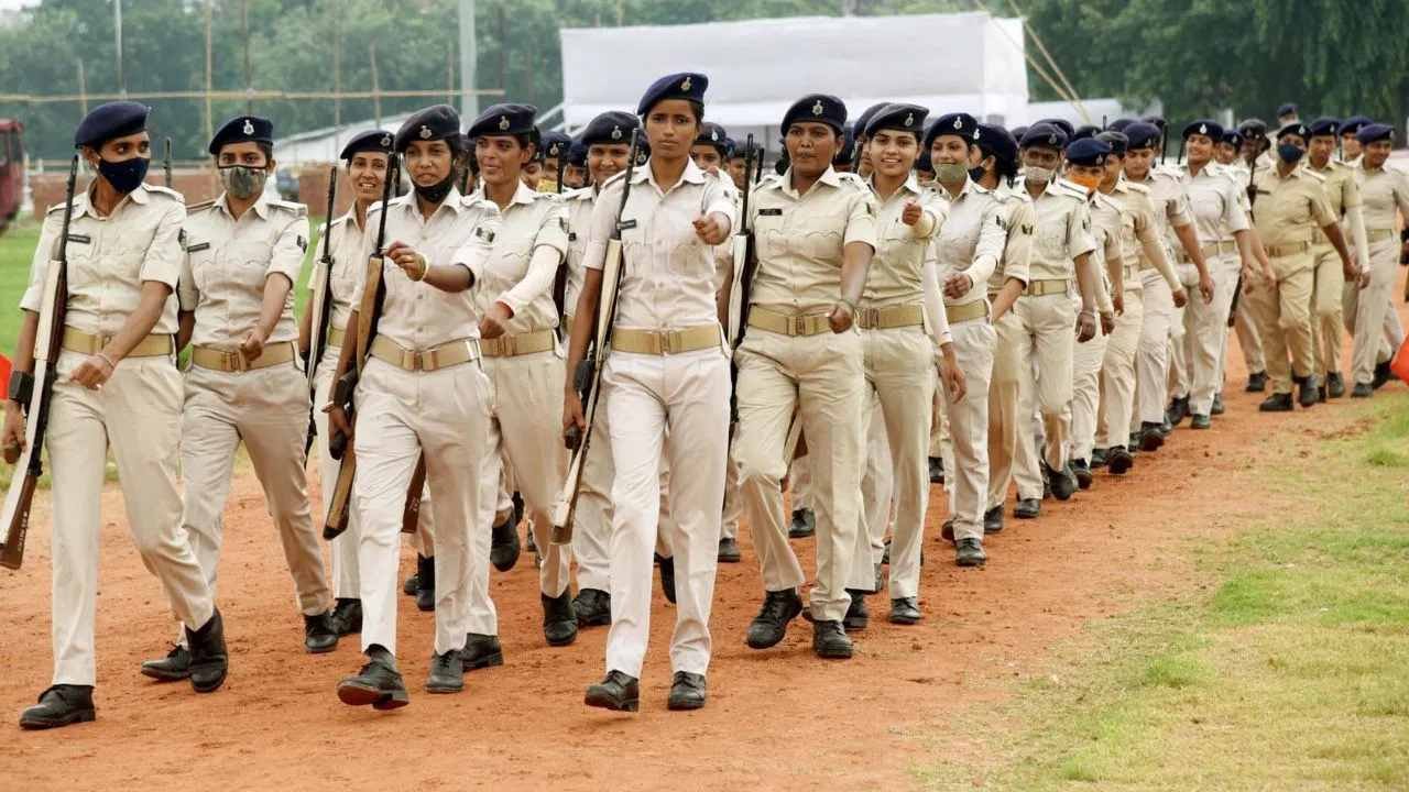 Bihar Police Exam 2025: बिहार पुलिस कांस्टेबल परीक्षा का शेड्यूल जारी, 9 जुलाई से डाउनलोड कर पाएंगे एडमिट कार्ड