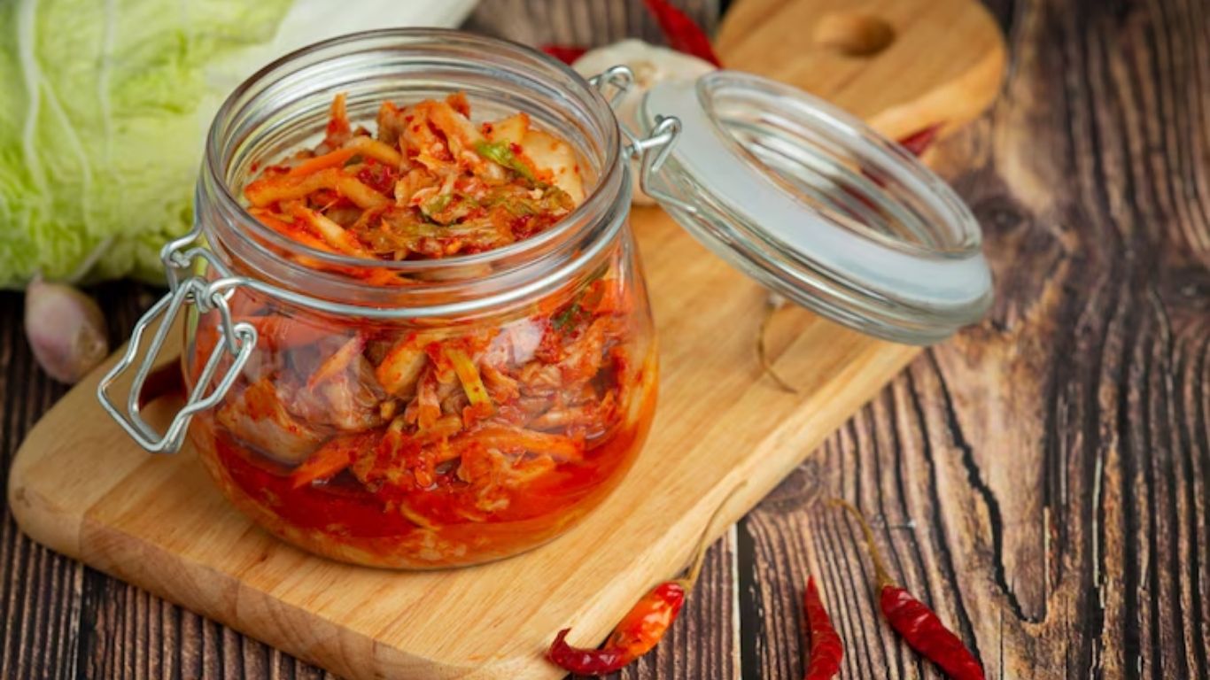 घर में ऐसे तैयार करें कोरियन Kimchi, विदेशी अचार खाकर उंगलियां चाटते रह जाएंगे
