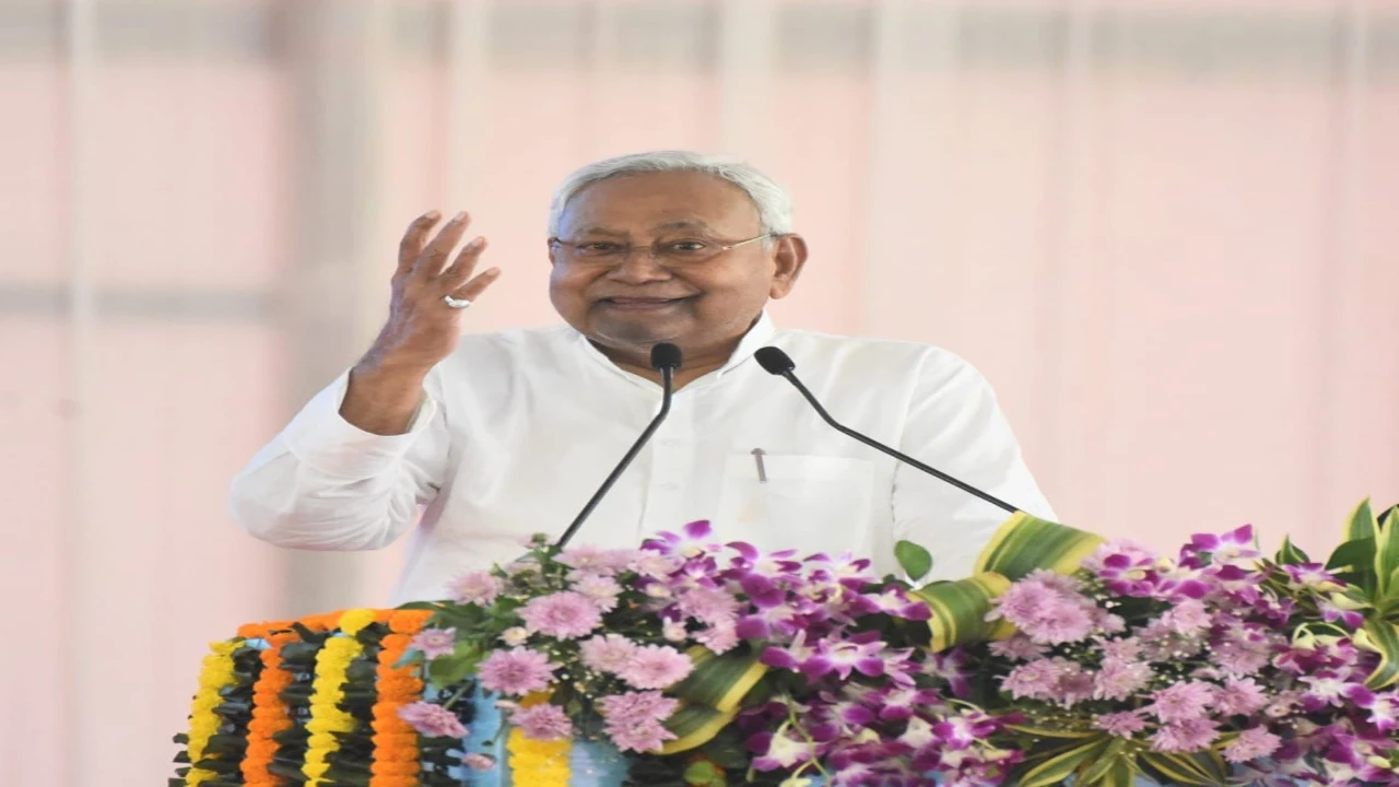 “सरकार चलाने के लिए फिट हैं नीतीश कुमार”, कानून व्यवस्था पर सवाल उठाने वाले चिराग के बदले तेवर