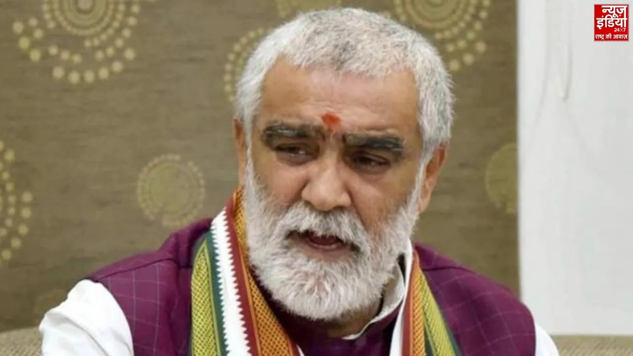 सबके बॉस तो हम हैं… भारत पर अमेरिका के टैरिफ को लेकर राजनाथ सिंह का डोनाल्ड ट्रंप पर कटाक्ष