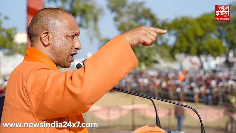 सीएम योगी का बड़ा बयान : भगवा गमछा पहनकर ‘या अल्लाह’ बोलने वालों की खैर नहीं, फेक अकाउंट पर होगी कार्रवाई