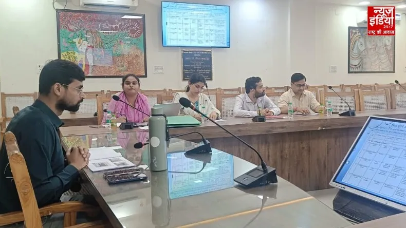 गाजियाबाद में जिला भूगर्भ जल प्रबंधन परिषद की बैठक, भूजल संरक्षण पर दिया जोर