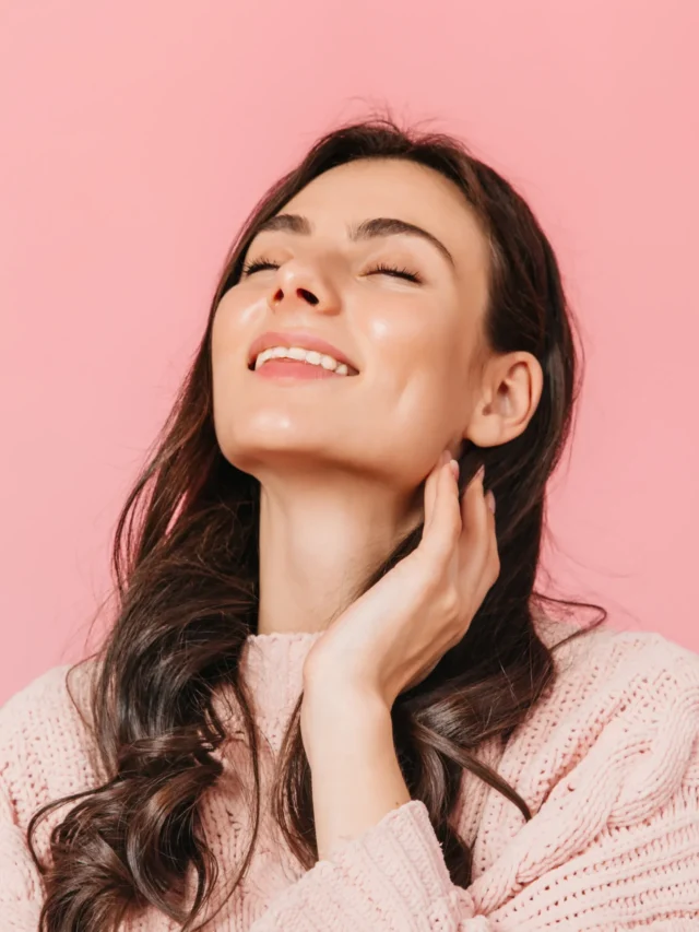 ग्लोइंग स्किन पाने के लिए क्या करें?