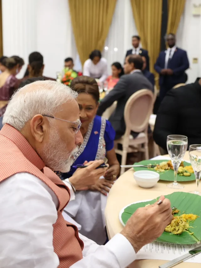 क्या है वो ख़ास पत्ता जिसपर त्रिनिदाद में खाना खाते दिखे मोदी?