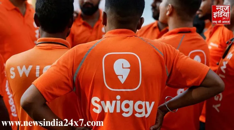 अब घर पर खाना मंगवाना और भी होगा महंगा…इस कंपनी ने बढ़ाया प्लेटफॉर्म फीस