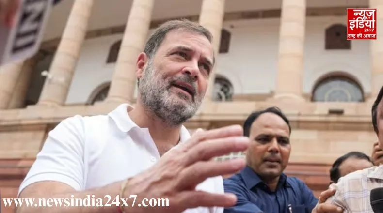 कर्नाटक से लेकर बिहार तक …चुनाव आयोग पर कौन सा एटम बम फोड़ने वाले हैं राहुल गांधी ?