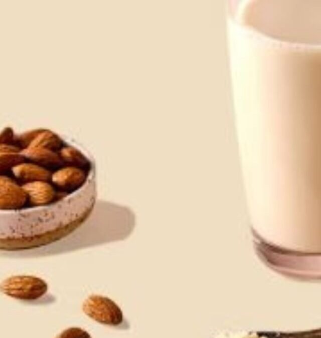 सुबह-सुबह दूध में मिलाकर पीये इस 1 ड्राईफ्रूट्स का पाउडर, पढ़े जबरदस्त फायदे