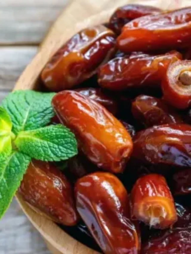 जानें कच्चा और पक्का खजूर खाने के क्या फायदें है?