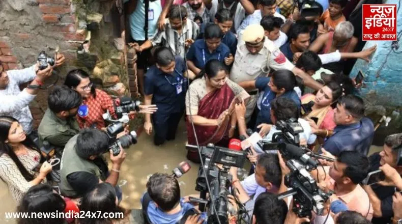 यमुना नदी से बाढ़ जैसे हालात! सीएम रेखा गुप्ता ने कहा- पानी तेजी से आगे बढ़ रहा….