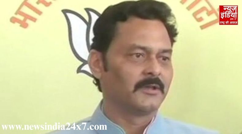 Sanjay Pathak High Court judge refuses to hear the case, accuses BJP MLA