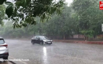 दिल्ली-एनसीआर का मौसम अचानक बदला, तेज धूप और उमस के बाद बारिश ने बढ़ाई ठंडक