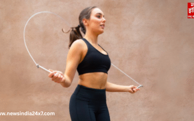 सिर्फ 15 मिनट कूदें रस्सी, कैलोरी बर्न से लेकर स्ट्रेस कंट्रोल तक मिलेंगे फायदे