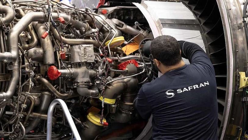 GE ने HAL को सौंपा तीसरा F-404 इंजन, Tejas में लगेगा पावर का नया पंख