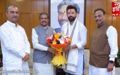 Bihar Election 2025 : प्रशांत-चिराग की बढ़ती नजदीकियों से NDA में सीट बंटवारे पर पेंच, 45 मिनट तक चली अहम बैठक