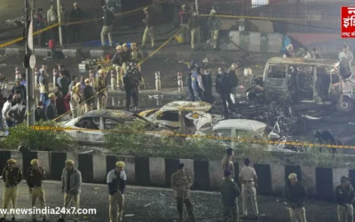 दिल्ली ब्लास्ट केस में बड़ी सफलता: संदिग्ध उमर की लाल EcoSport कार बरामद, इलाके में मचा हड़कंप