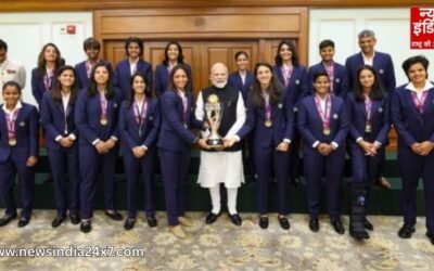 जर्सी गिफ्ट की, मंधाना बोलीं – “PM ने हमें किया मोटिवेट”; व्हीलचेयर पर पहुंचीं प्रतिका रावल, बना भावुक पल