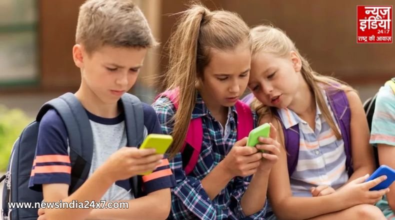 Australia’s Social Media Ban : 16 साल से कम बच्चों के लिए फेसबुक-इंस्टा पर लगाया बैन, जानिए क्या बदल सकता है उनका भविष्य!