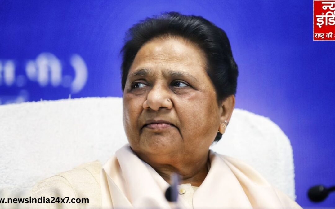 मायावती की प्रेस कॉन्फ्रेंस में शॉर्ट सर्किट, प्रेस कॉन्फ्रेंस छोड़ निकलीं