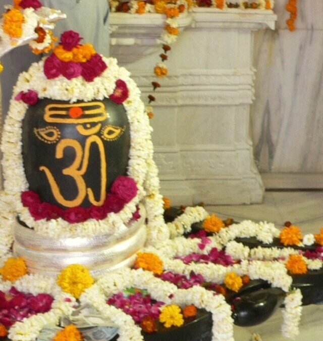 क्या हवा में लटका रहता था शिवलिंग!