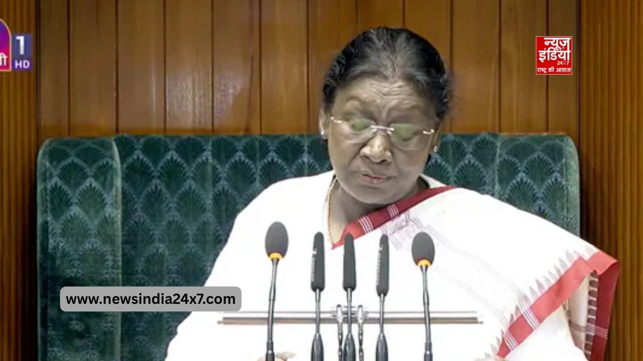 बजट सत्र में राष्ट्रपति मुर्मु ने दिया अभिभाषण। बजट सत्र में राष्ट्रपति मुर्मु ने दिया अभिभाषण।