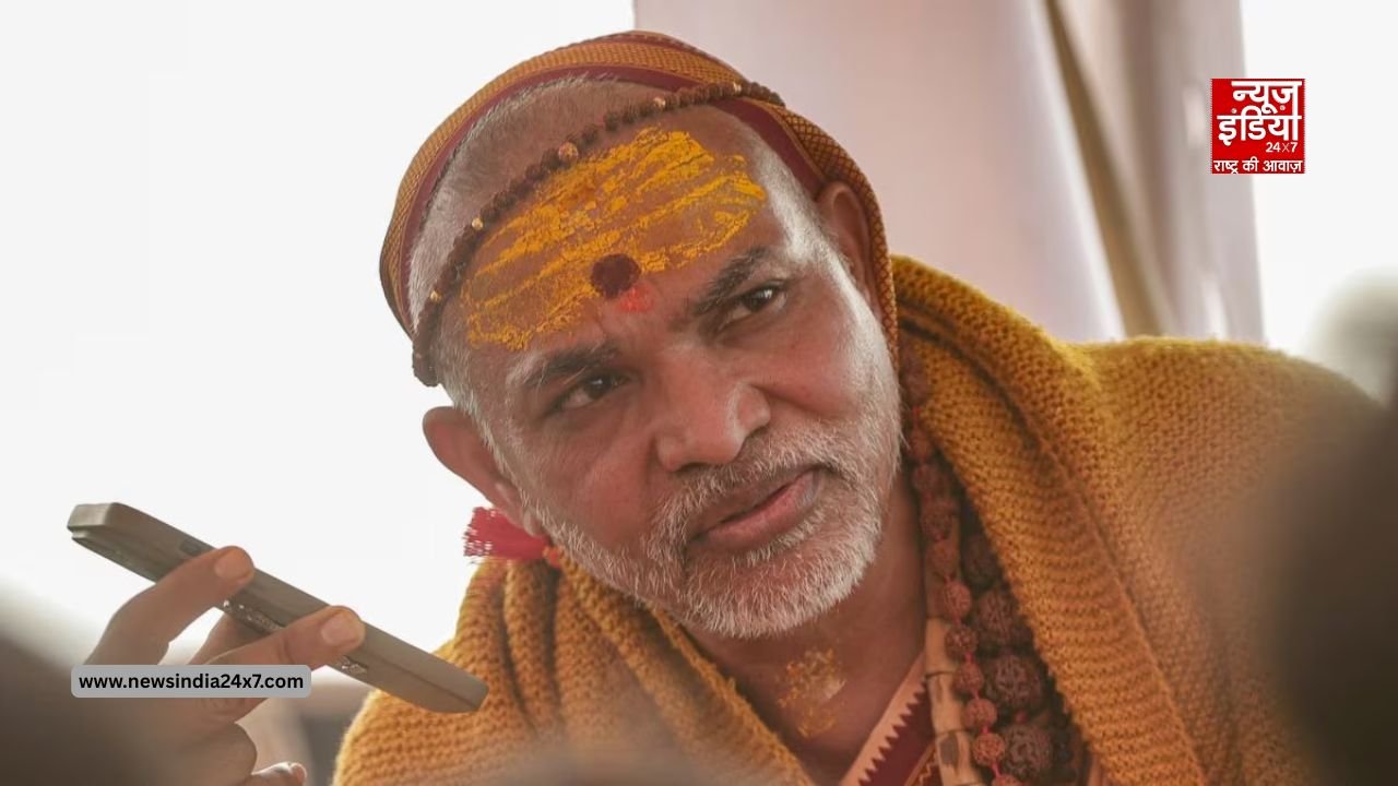अविमुक्तेश्वरानंद को प्रयागराज प्रशासन मनाने में जुटा