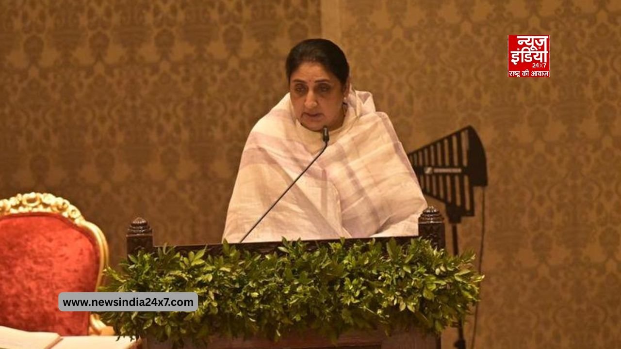 महाराष्ट्र की पहली महिला डिप्टी सीएम बनीं सुनेत्रा पवार