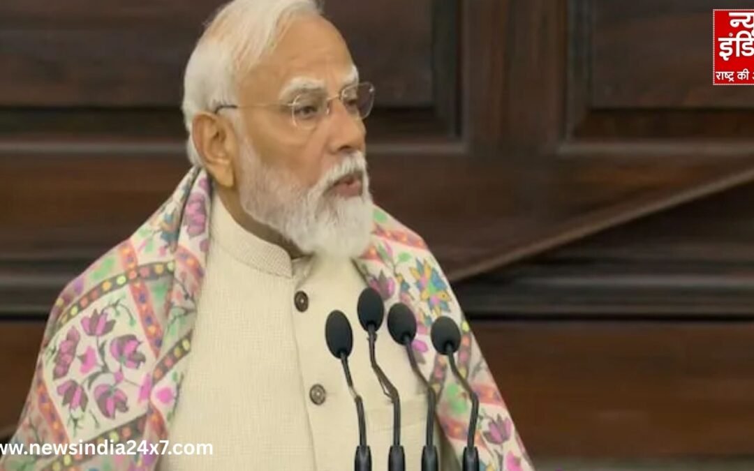 संविधान सदन से दुनिया को संदेश, PM मोदी ने बताया कैसे भारत का लोकतंत्र बना स्थिरता और विकास का उदाहरण