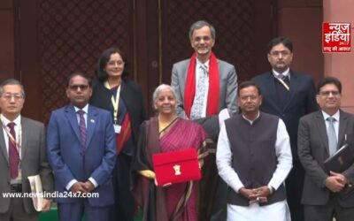 Budget 2026: बजट से पहले सामने आया निर्मला सीतारमण का लुक, बैंगनी कांचीवरम साड़ी का क्या है बड़ा संकेत?