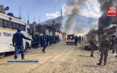 मणिपुर के इस जिले में भड़की हिंसा, 30 से ज्यादा घरों में आगजनी के बाद 5 दिनों के लिए बंद किया गया इंटरनेट