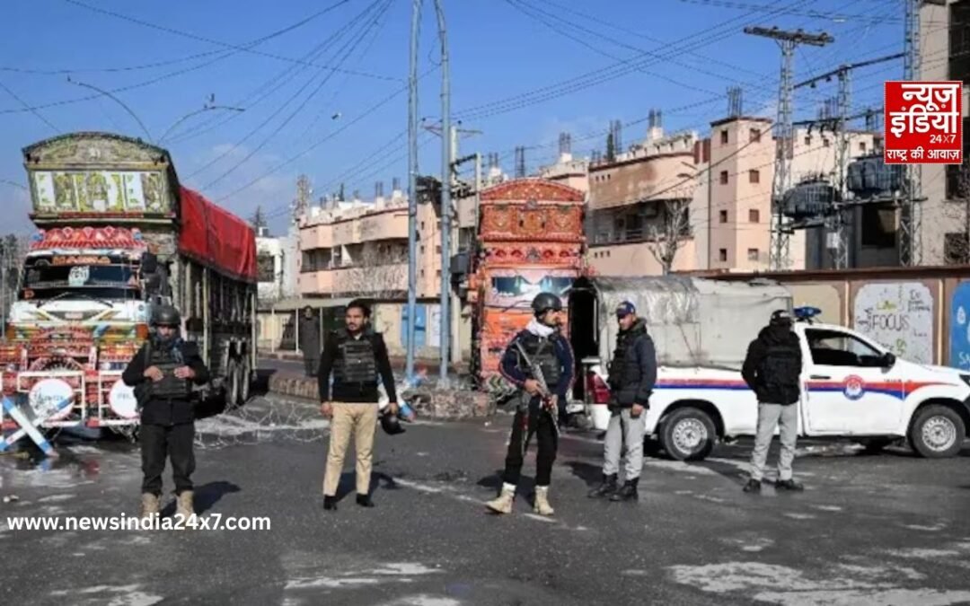 बलूचिस्तान में हमलों से बौखलाया पाकिस्तान, सैन्य कार्रवाई में 150 से ज्यादा बलूच ढेर; इंटरनेट बंद