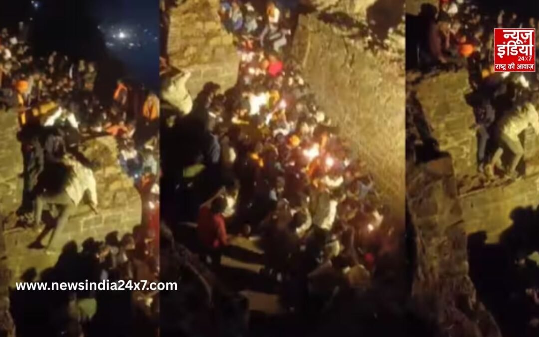पुणे में शिवाजी महाराज की जयंती पर किला शिवनेरी में भीड़ बेकाबू, मची अफरा-तफरी; महिलाओं और बच्चों सहित कई घायल