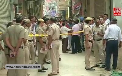 दिल्ली में मां-बेटी का घर के बेड बॉक्स में मिला शव, पुलिस ने की एक संदिग्ध की पहचान