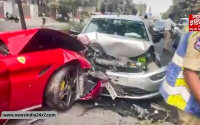 डिवाइडर से उछली बेकाबू फरारी ने रॉन्ग साइड से आ रही कार में मारी जोरदार टक्कर, हादसा CCTV में कैद