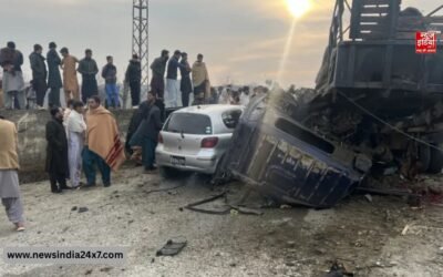 अफगानिस्तान ने पाकिस्तान की एयरस्ट्राइक का दिया जवाब, 55 सैनिकों को मार गिराया व 19 चौकियों पर किया कब्जा