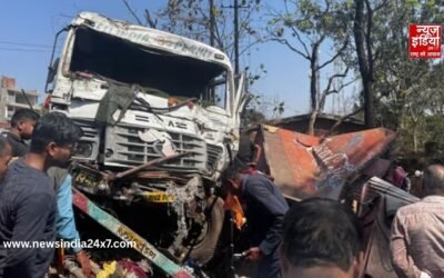 हजारीबाग में भीषण सड़क हादसा, ट्रेलर की टक्कर से 2 लोगों की मौत; कई घायल