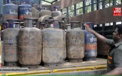 कमर्शियल LPG सिलेंडर फिर हुआ महंगा, जानें 218 रुपए बढ़ने के बाद कितने का मिलेगा सिलेंडर