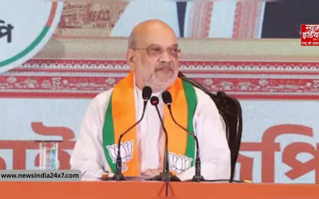 बंगाल में UCC से लेकर 3000 रुपये तक के वादे, अमित शाह ने BJP का घोषणापत्र किया जारी
