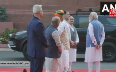 संसद में सियासी सरप्राइज! PM मोदी-राहुल गाँधी आमने-सामने, मुस्कान और बातचीत ने खींचा सबका ध्यान