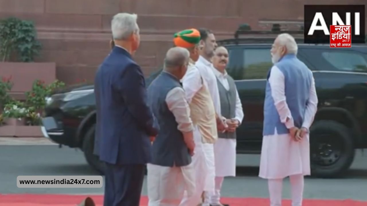 मुस्कान और बातचीत मुस्कान और बातचीत