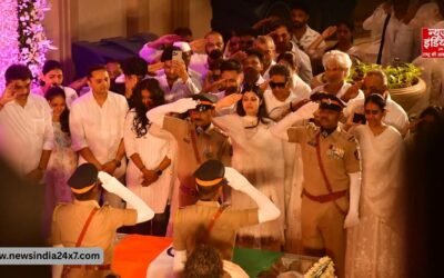 आशा भोसले के अंतिम दर्शन: पोती जनाई की आंखों से छलका दर्द, तब्बू ने संभाला