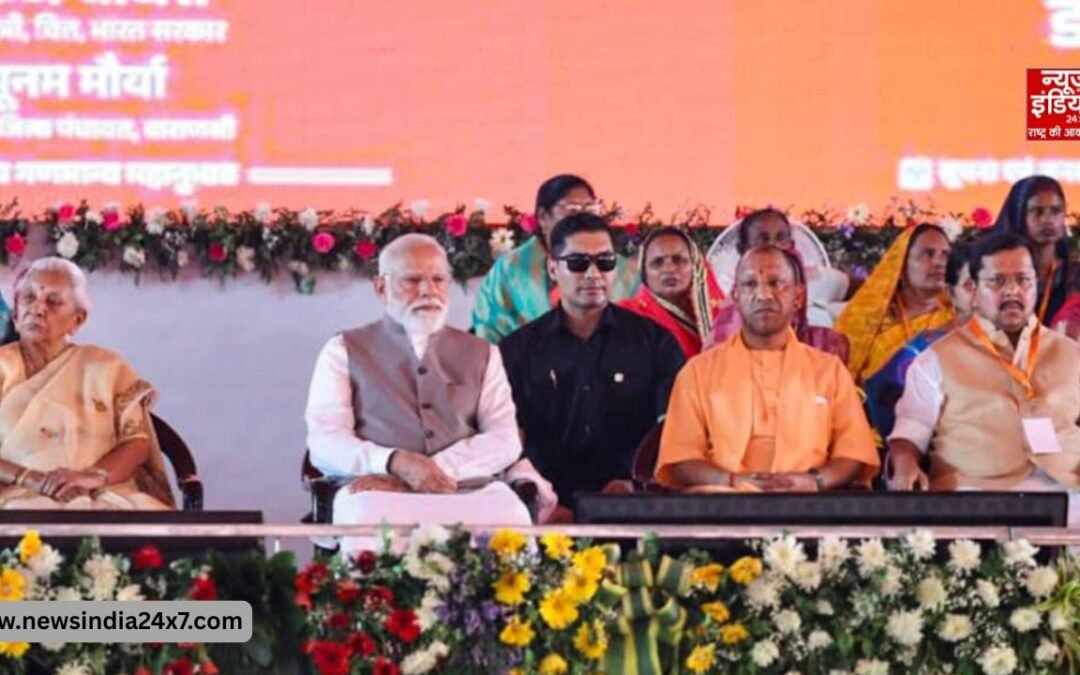 PM मोदी का महिला सम्मेलन में कांग्रेस-सपा पर हमला, कहा- “मातृ शक्ति का आशीर्वाद लेने आया हूं”