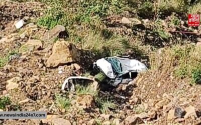 पहलगाम में बड़ा हादसा, खाई में गिरी पर्यटकों की कार; गुजरात के दंपति की मौत