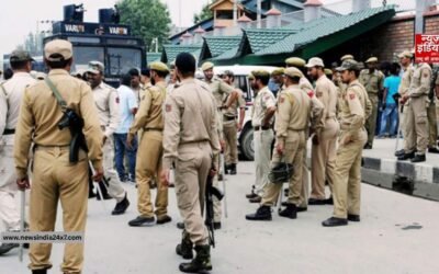 कश्मीर में बड़ा सुरक्षा ऑपरेशन: 15 से ज्यादा ठिकानों पर छापेमारी, आपत्तिजनक साहित्य और डिजिटल सबूत जब्त